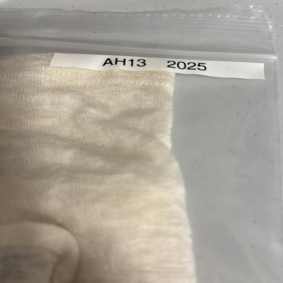 One World Cream Western Crochet Fringe V Neck Burnout Short Sleeve High Lo Top - Picture 10 of 10